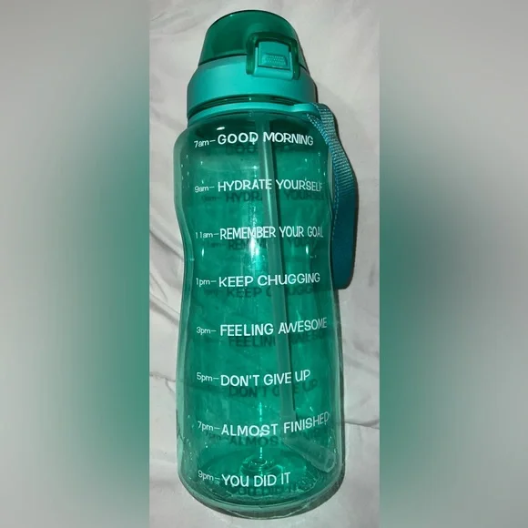 XL Water Bottle - Picture 4 of 5